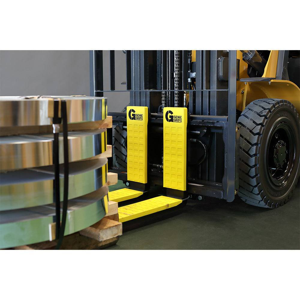 Sentry GenieGrips Mats vs. Sentry GenieGrips Cushions: Which Is Best for Your Warehouse?