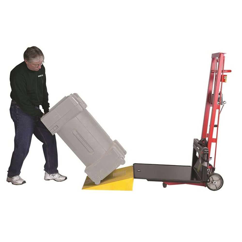 Universal Lift with Auto Brake and Secure Straps, 750 lb Capacity - Wesco