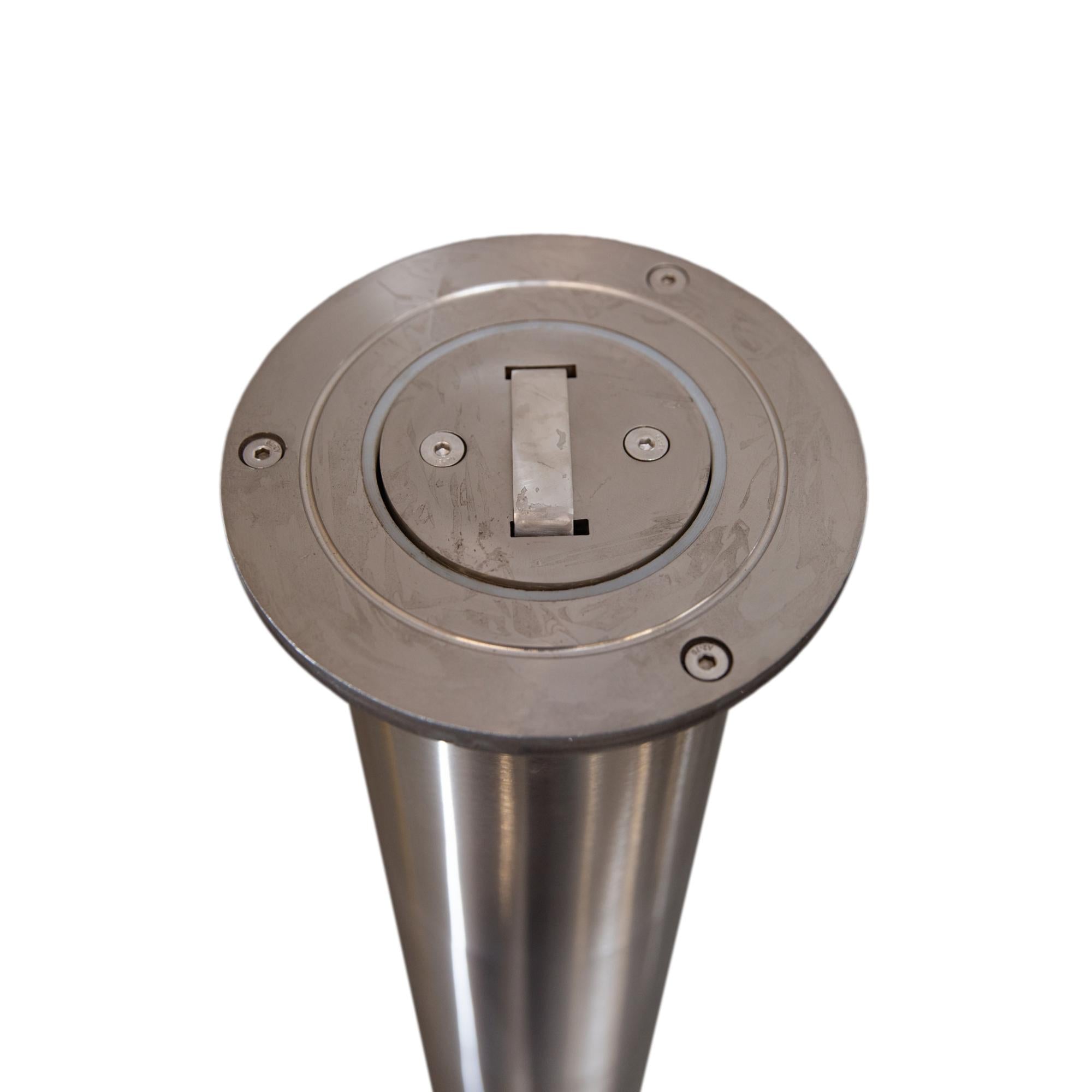 Top of 4" x 36" Closed Stainless Steel Bollard