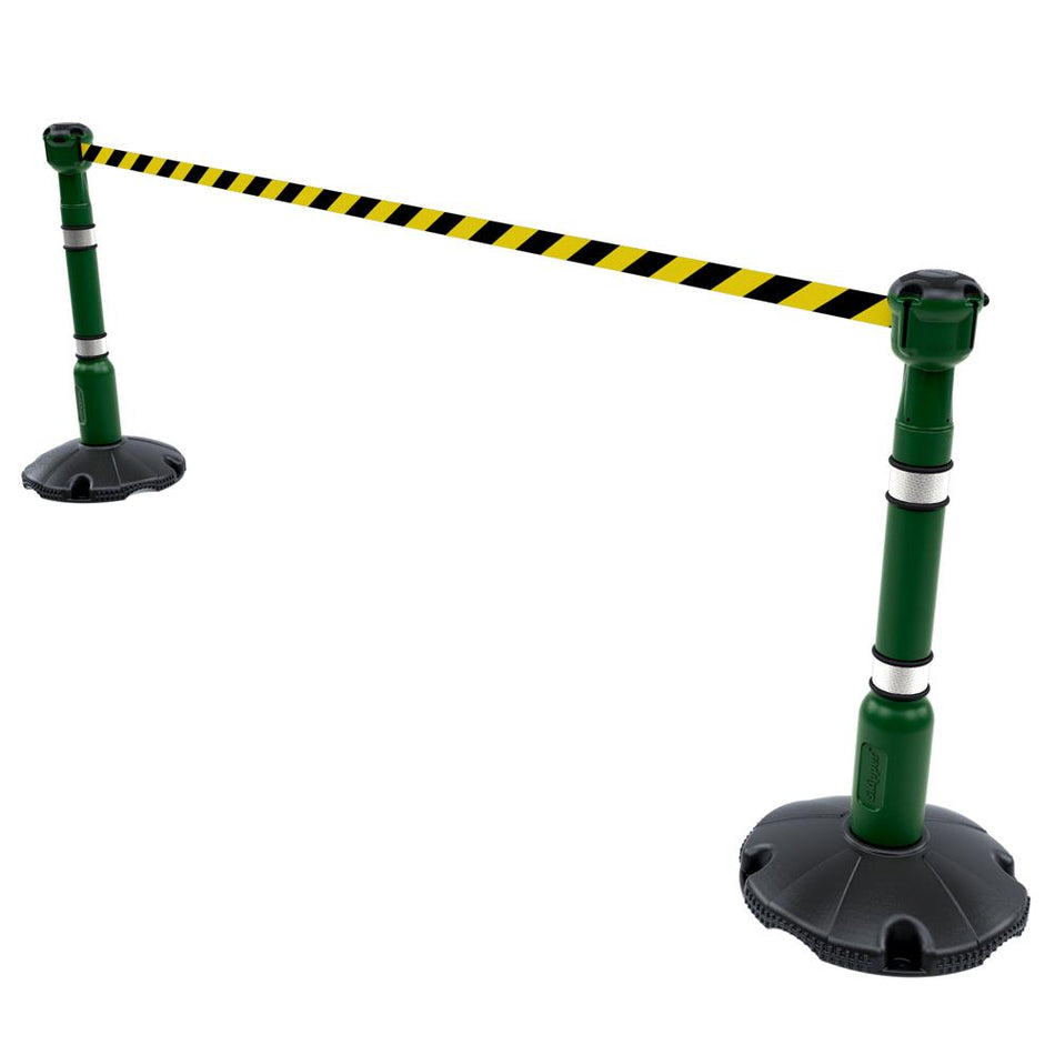 Skipper 9M Retractable Post & Base Barrier Kit - Green, Black/Yellow