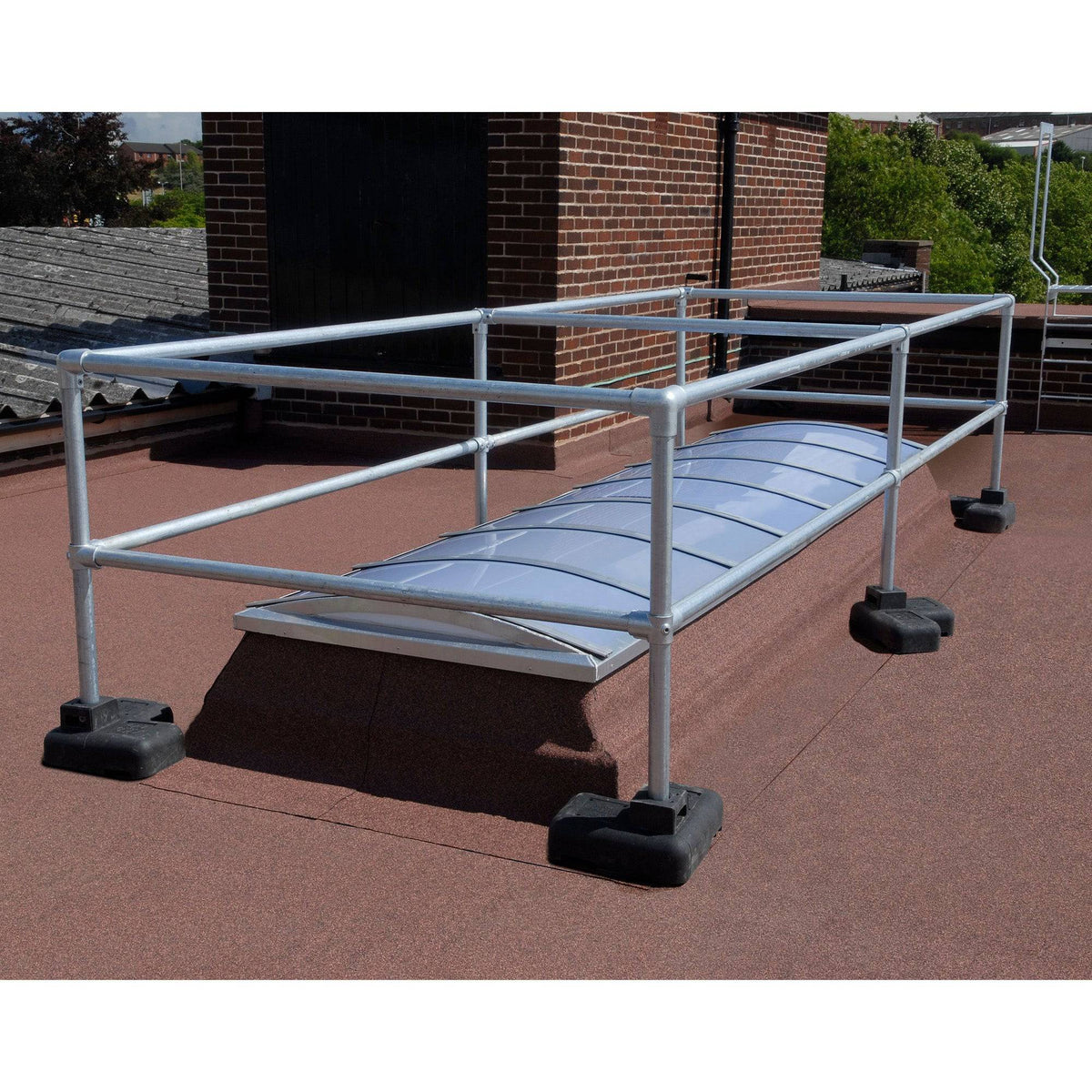 Free-standing Skylight Guardrail - Kee Safety